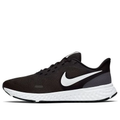 Nike Revolution 5