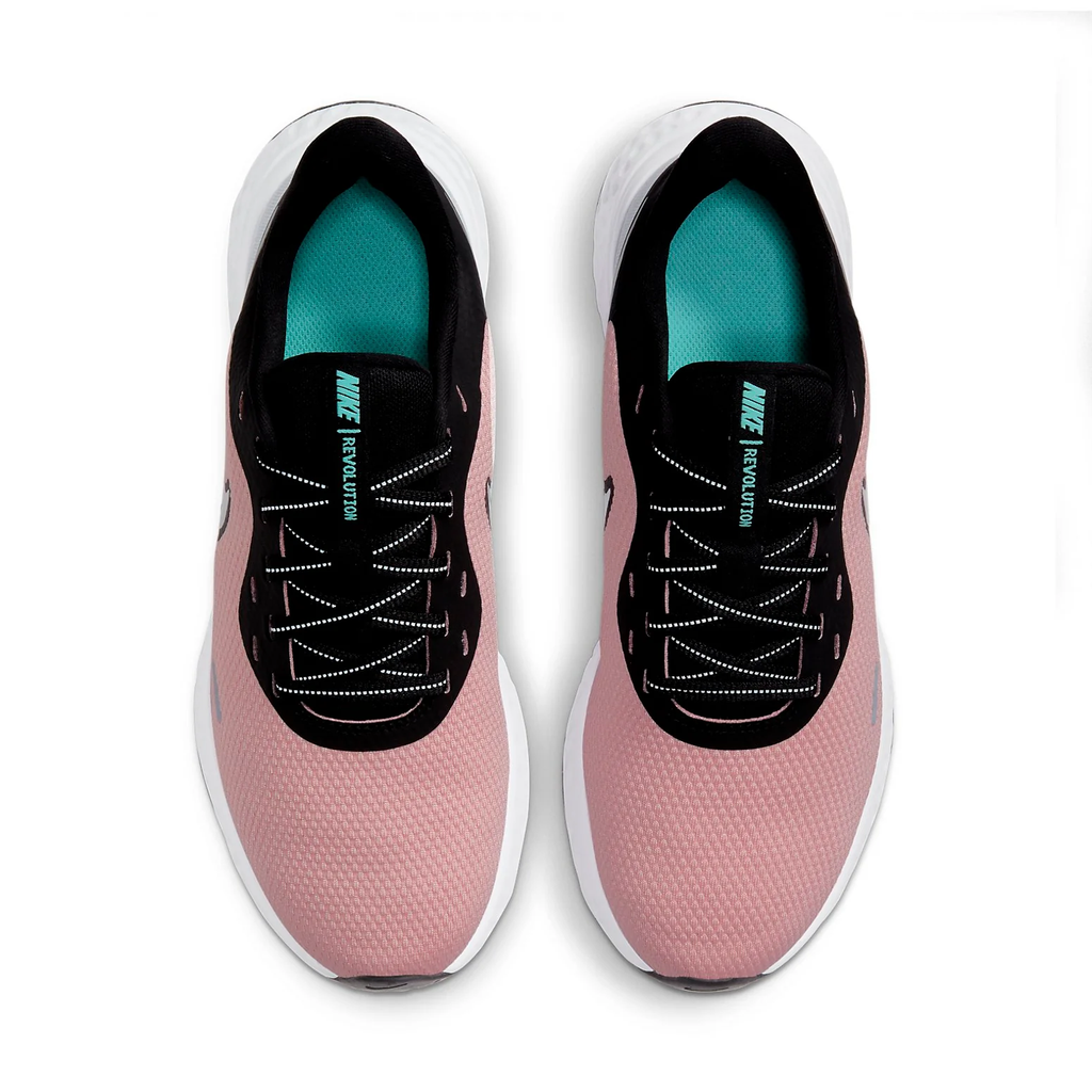 Nike Revolution 5