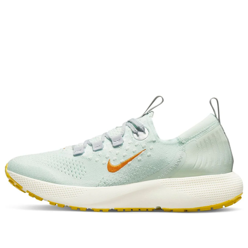Nike React Escape Run Flyknit