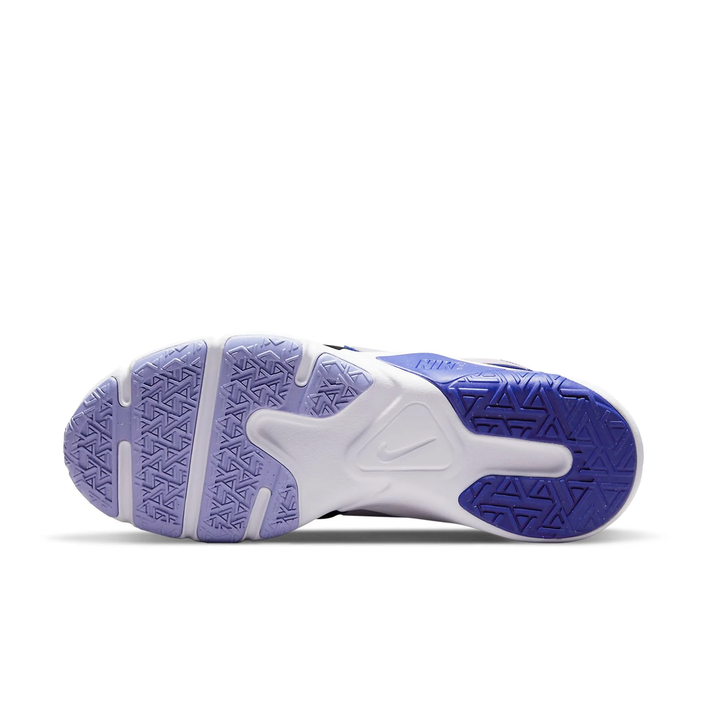 Nike Legend Essential 2