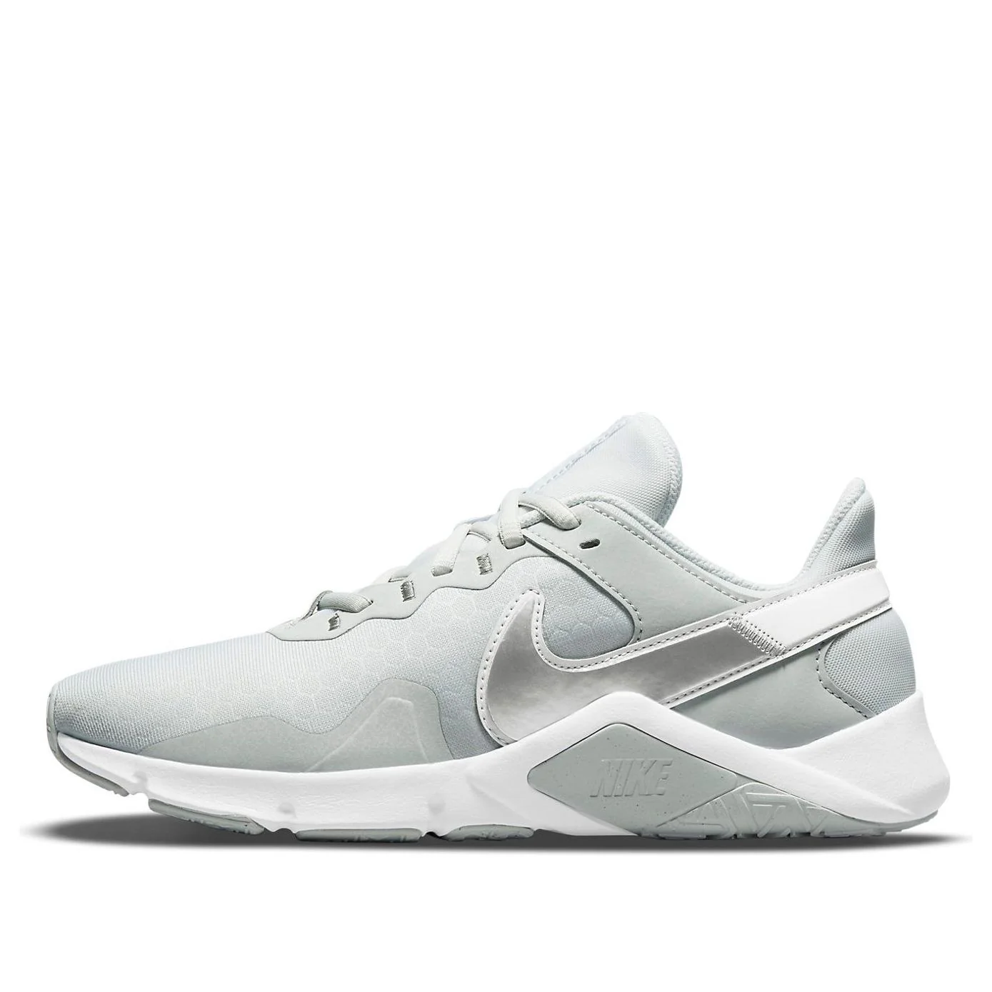 Nike Legend Essential 2
