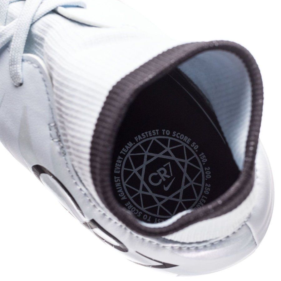 Nike Junior Mercurial Victory VI CR7 Dynamic Fit Firm-Ground Soccer Cleat