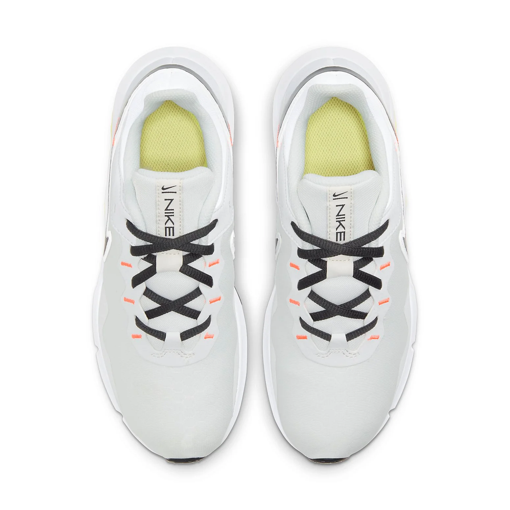 Nike Legend Essential 2