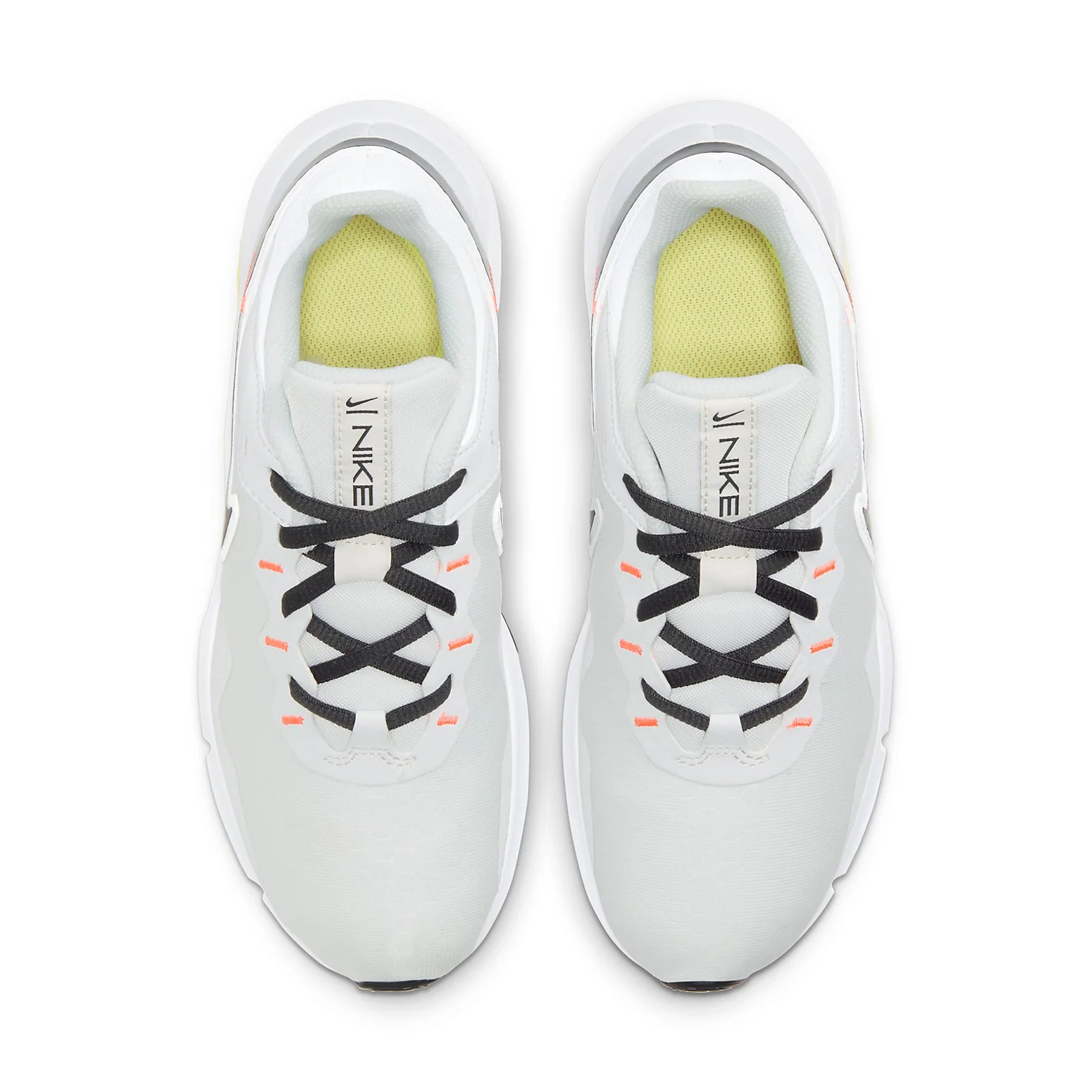 Nike Legend Essential 2