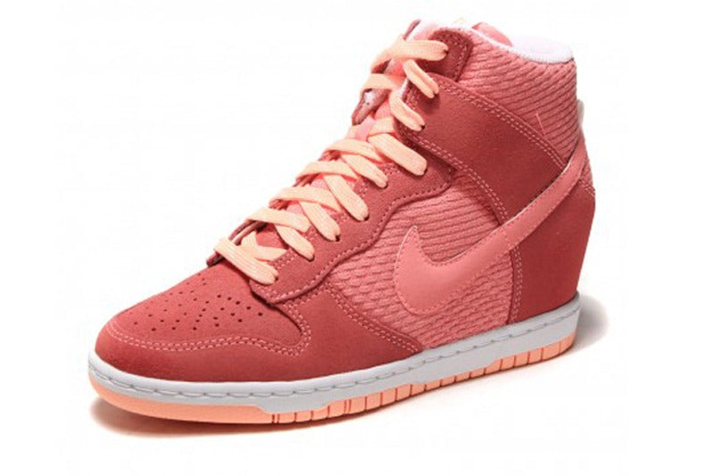 Nike Dunk Sky Hi Essential