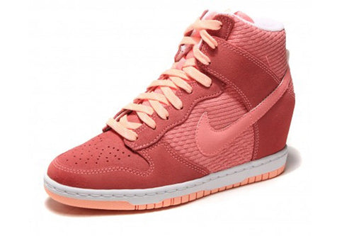 Nike Dunk Sky Hi Essential