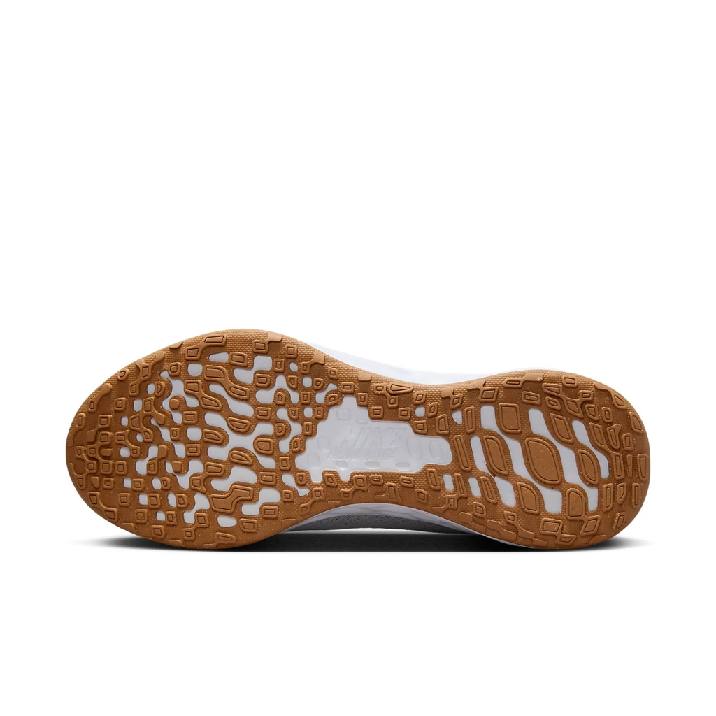 Nike Revolution 6