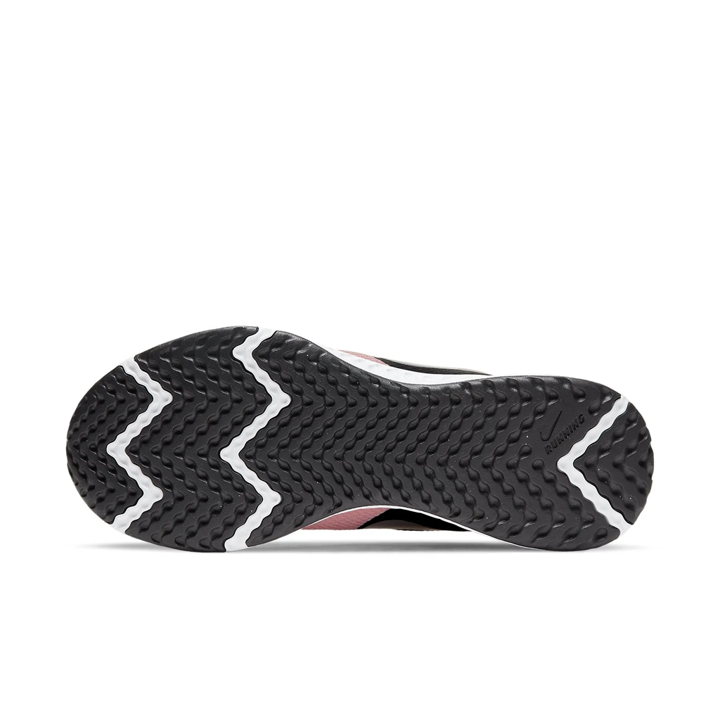 Nike Revolution 5