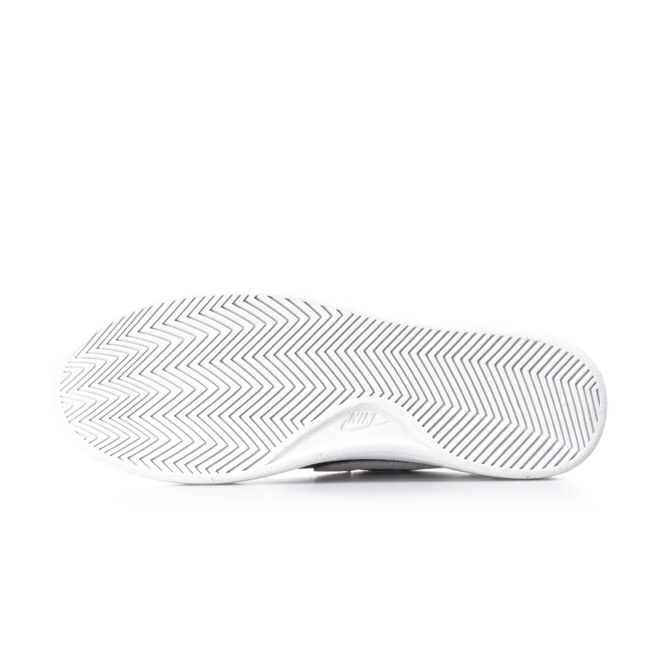 Nike Court Royale 2