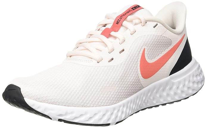 Nike Revolution 5