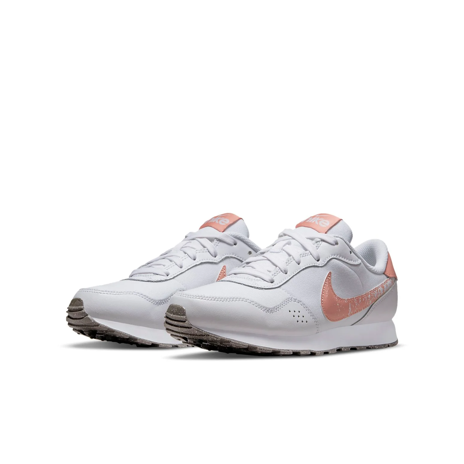 Nike MD Valiant SE Grade School Shoe