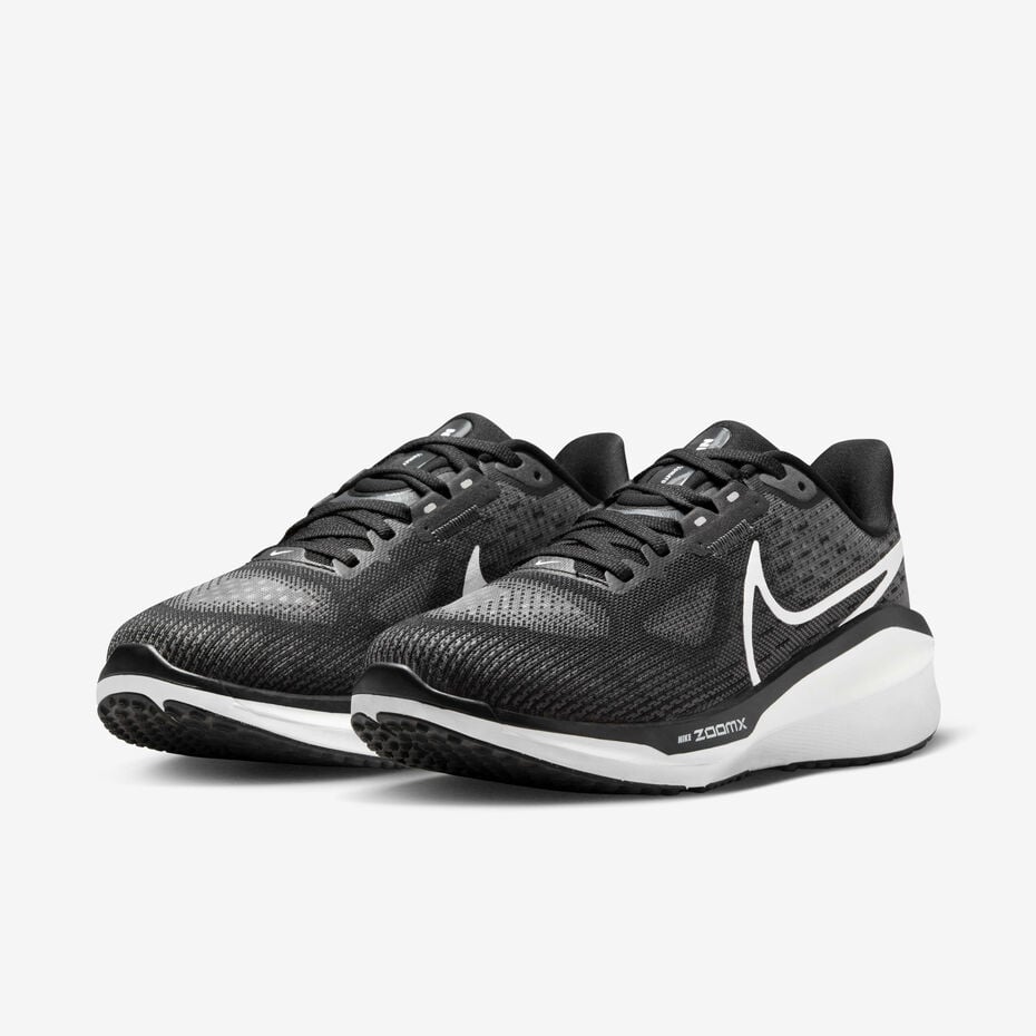 Nike Vomero 17