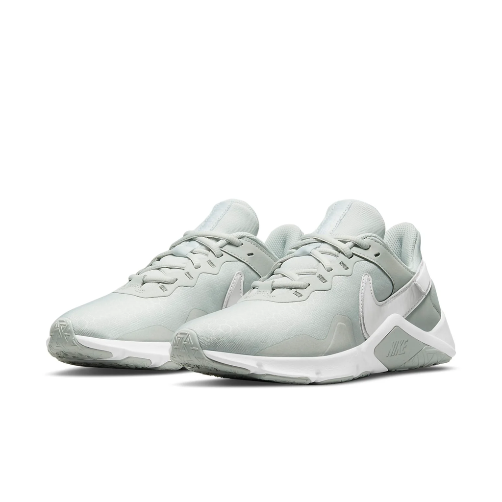 Nike Legend Essential 2
