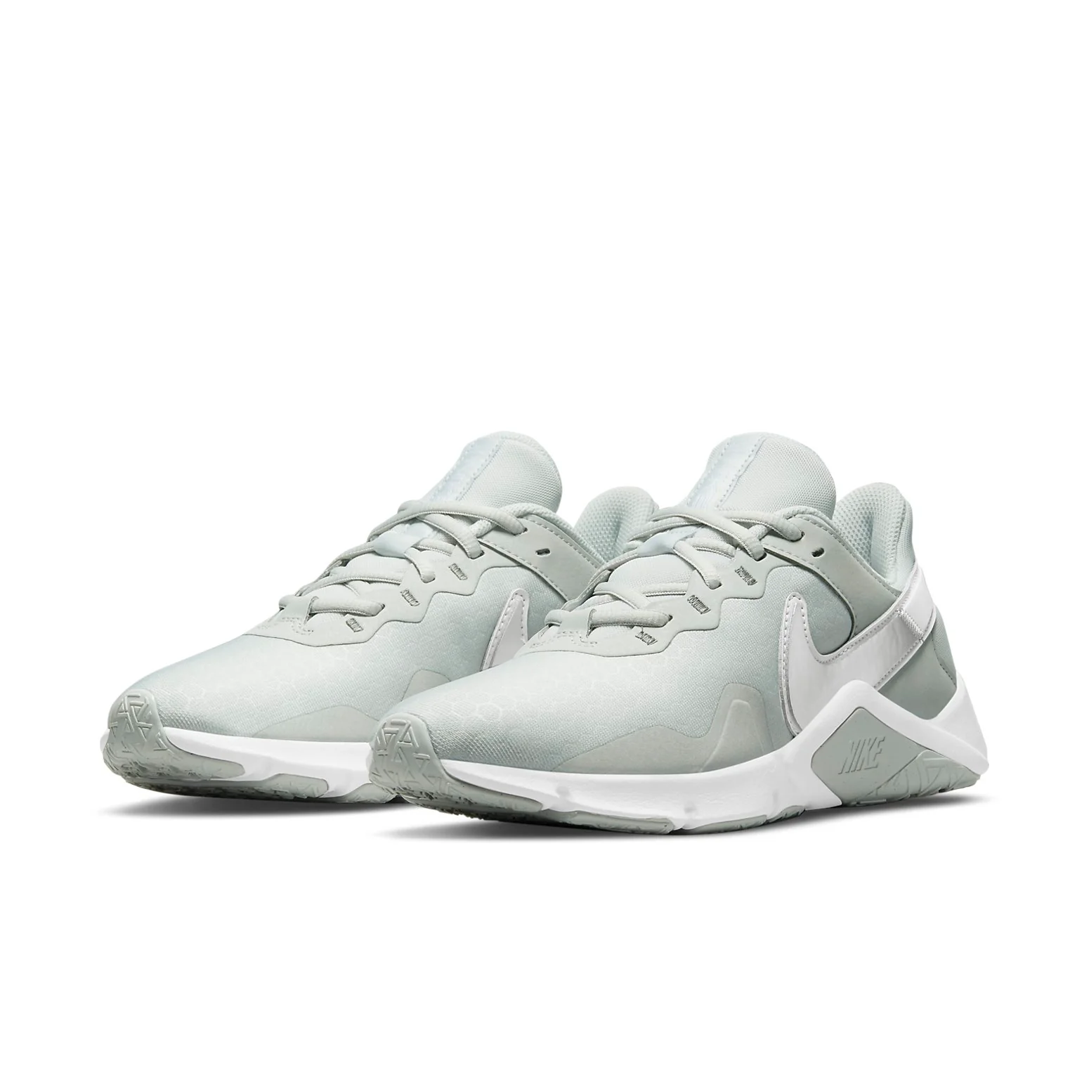 Nike Legend Essential 2
