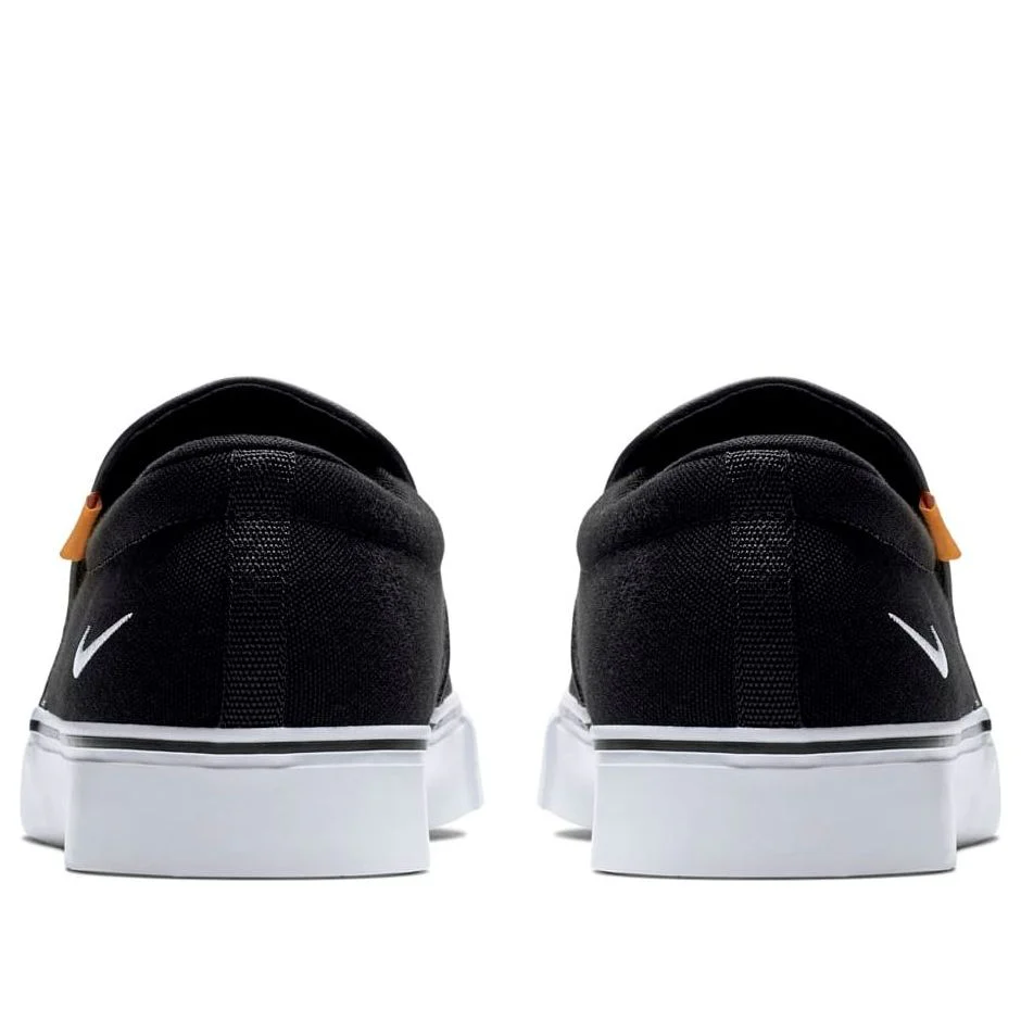 Nike Court Royale Slip-On