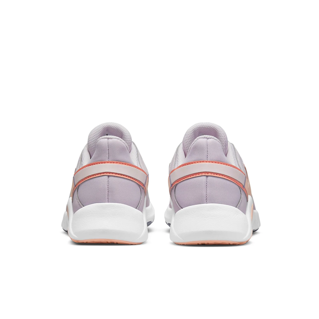 Nike Legend Essential 2