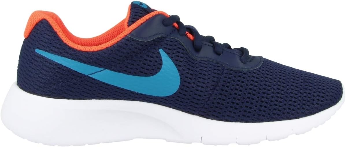 Nike Tanjun Grade School Shoe