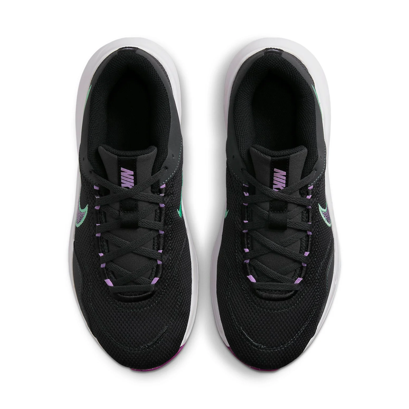 Nike Legend Essential 3 Next Nature Workout