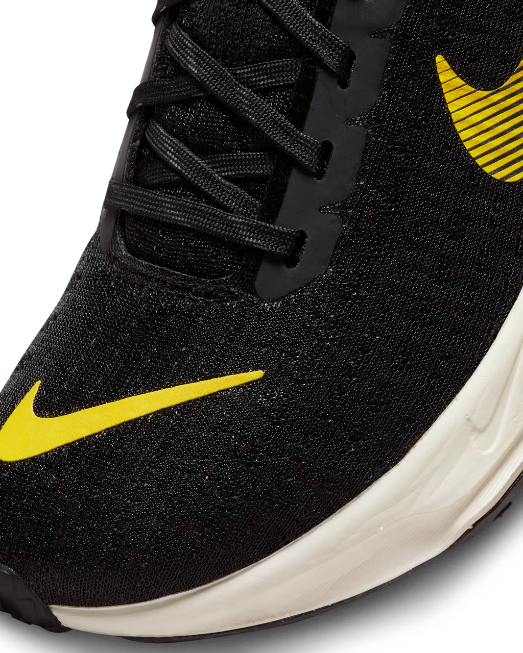 Nike ZoomX Invincible Run Flyknit 3