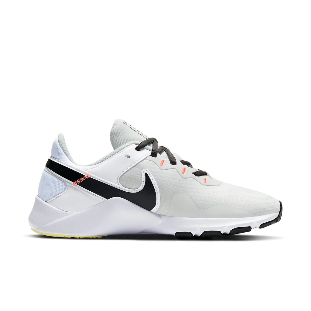 Nike Legend Essential 2