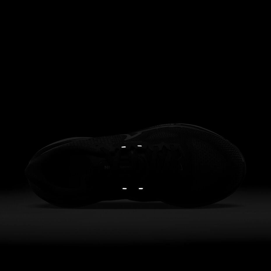 Nike Vomero 17