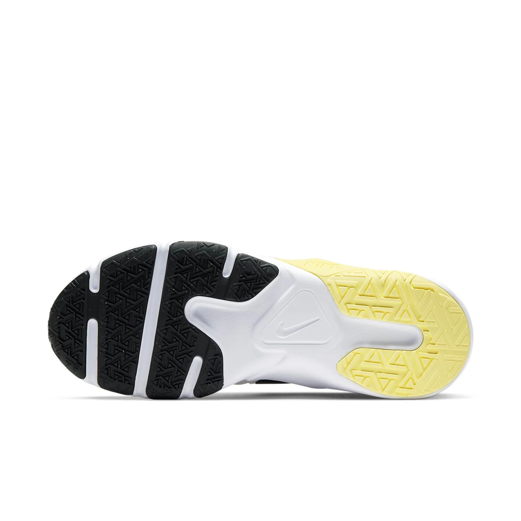 Nike Legend Essential 2
