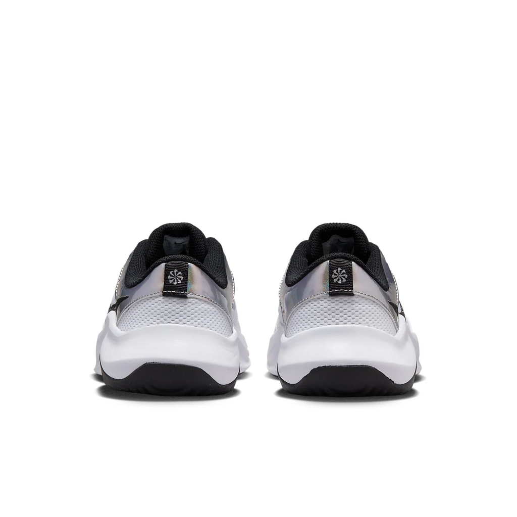 Nike Legend Essential 3