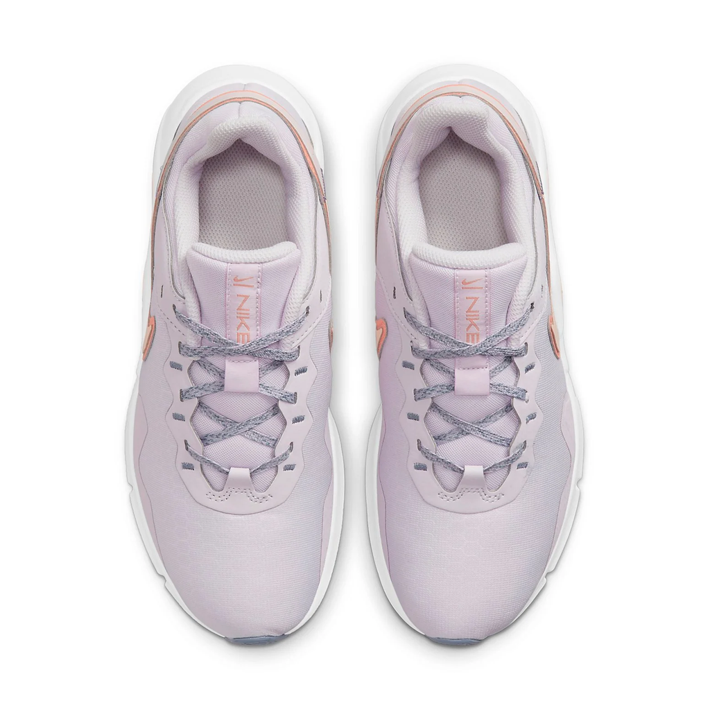 Nike Legend Essential 2