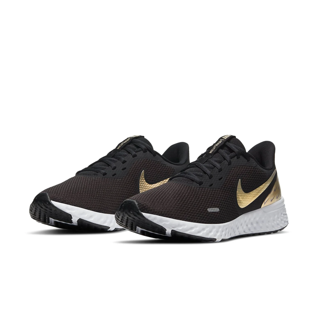 Nike Revolution 5 Premium