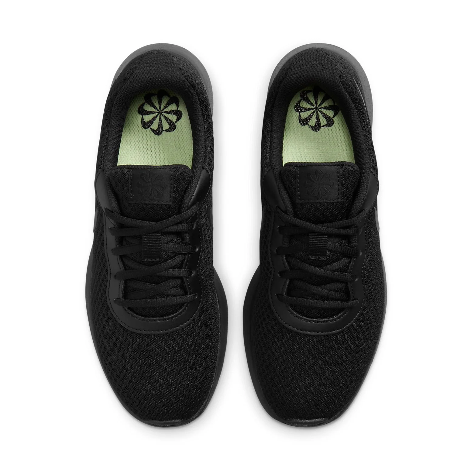 Nike Tanjun