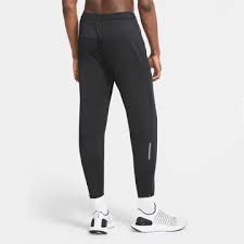 Nike Men's Essential Knit Pants