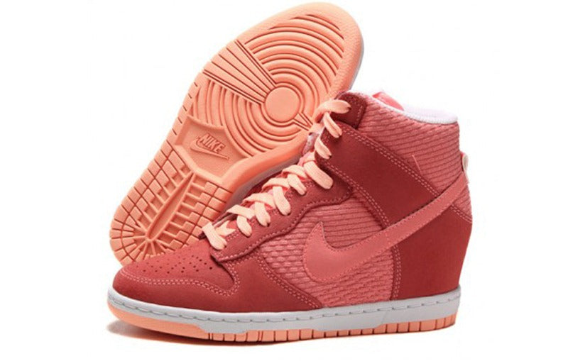 Nike Dunk Sky Hi Essential