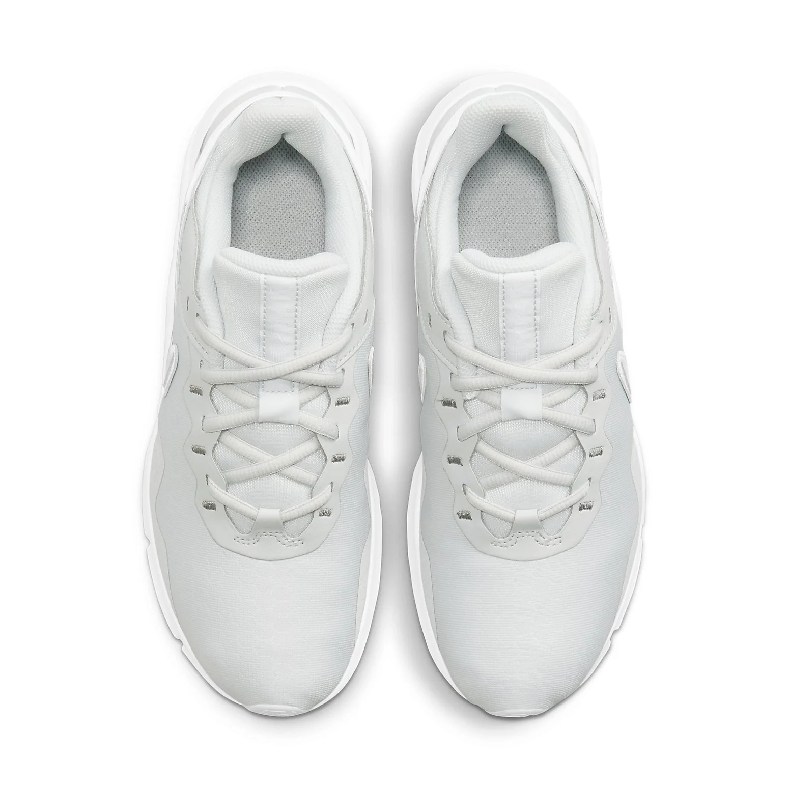 Nike Legend Essential 2
