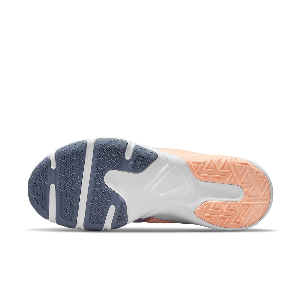 Nike Legend Essential 2