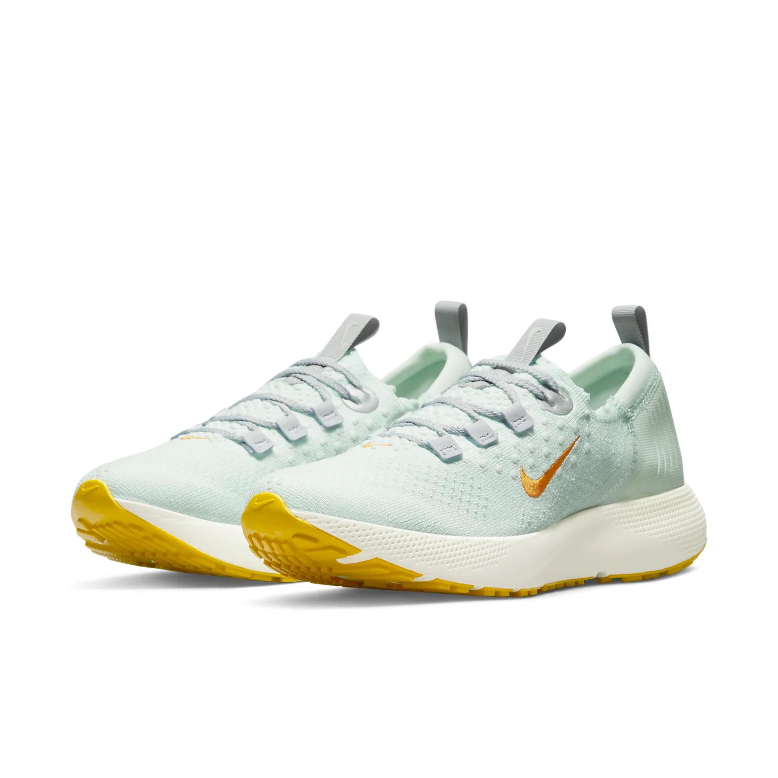 Nike React Escape Run Flyknit