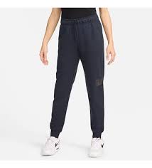 Nike Sportswear Club Standard Pant Shine
