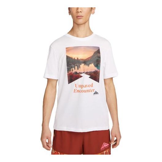 Nike Dri-FIT Trail Print Running T-Shirt