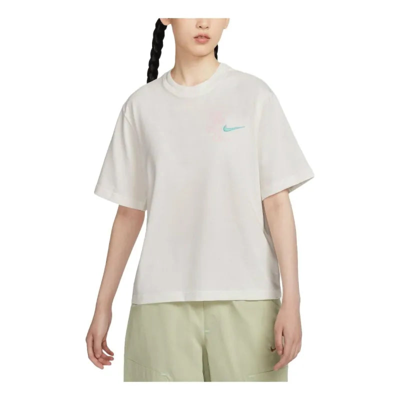 Nike Sportswear Women's Boxy Short-Sleeve T-Shirt