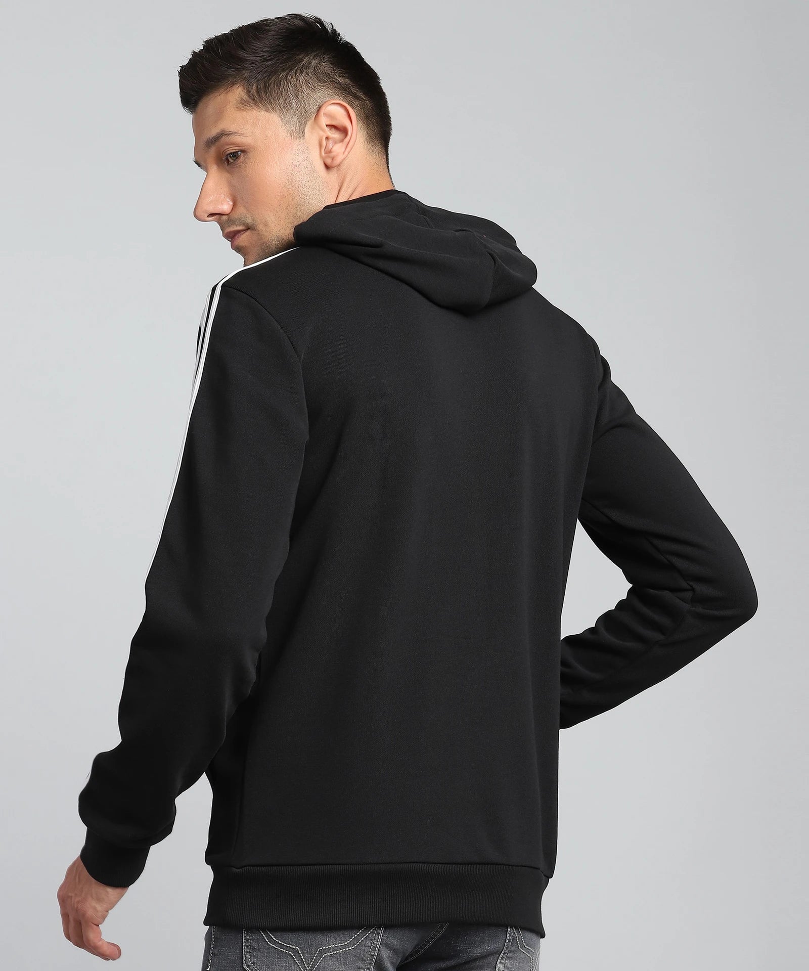 Adidas Men's Full Sleeves Turtle Neck Striped Sweatshirt