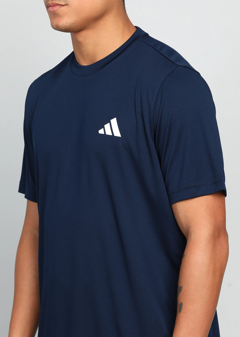 Adidas Men's Crew Neck Short Sleeves Logo Print T-Shirt
