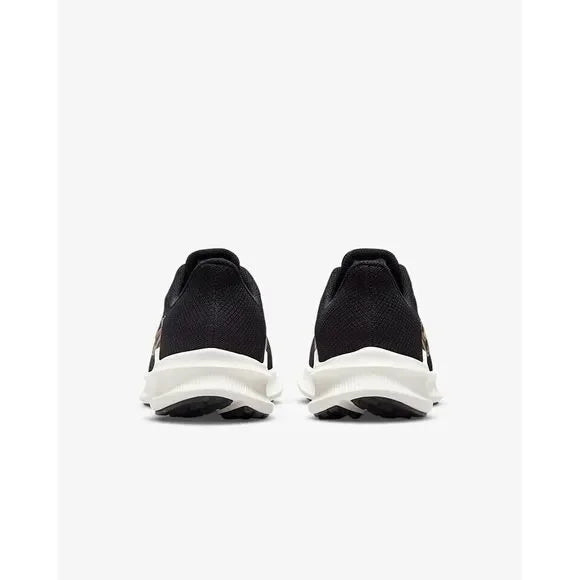 Nike Downshifter 11