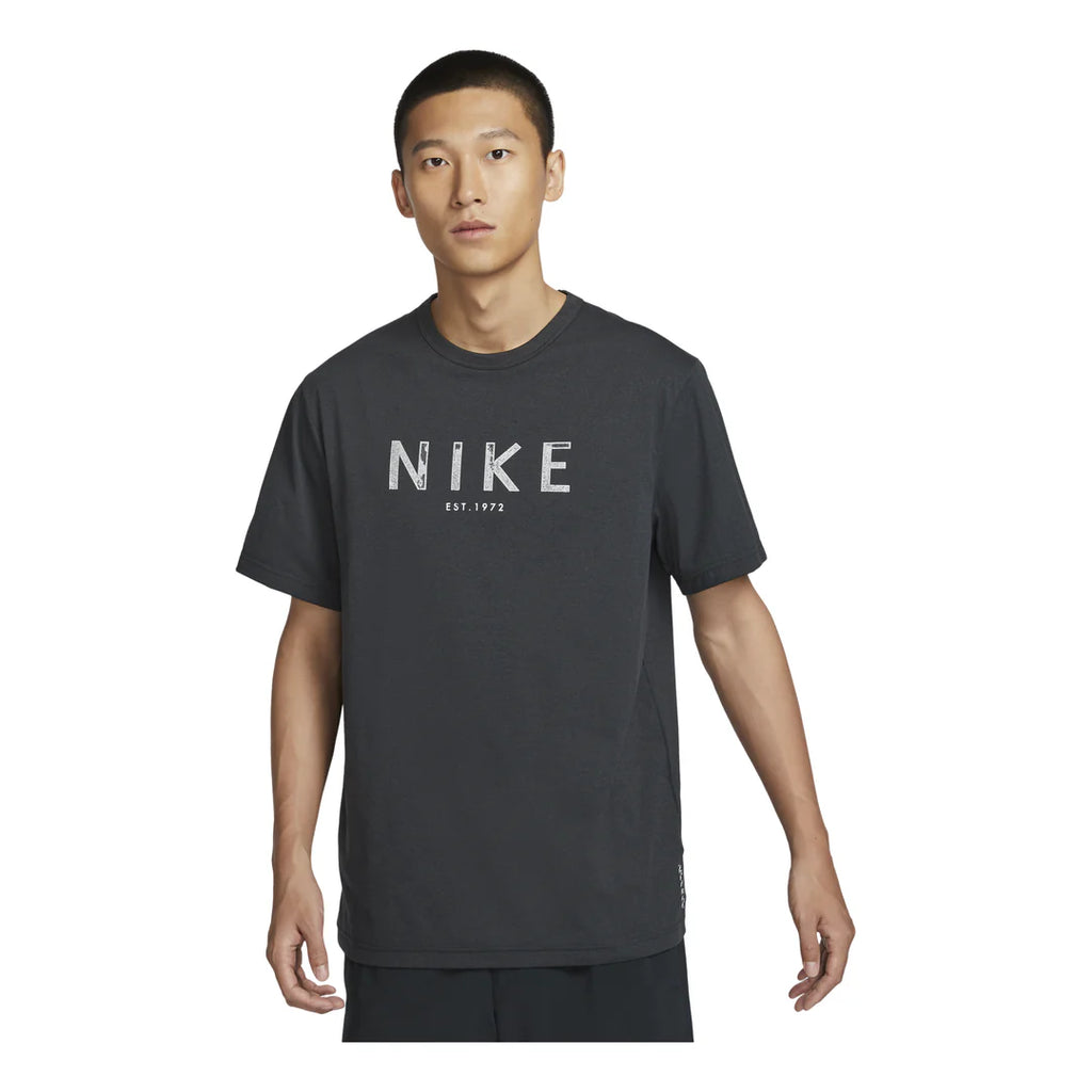 Nike Dri-FIT UV Hyverse Short-sleeve Its