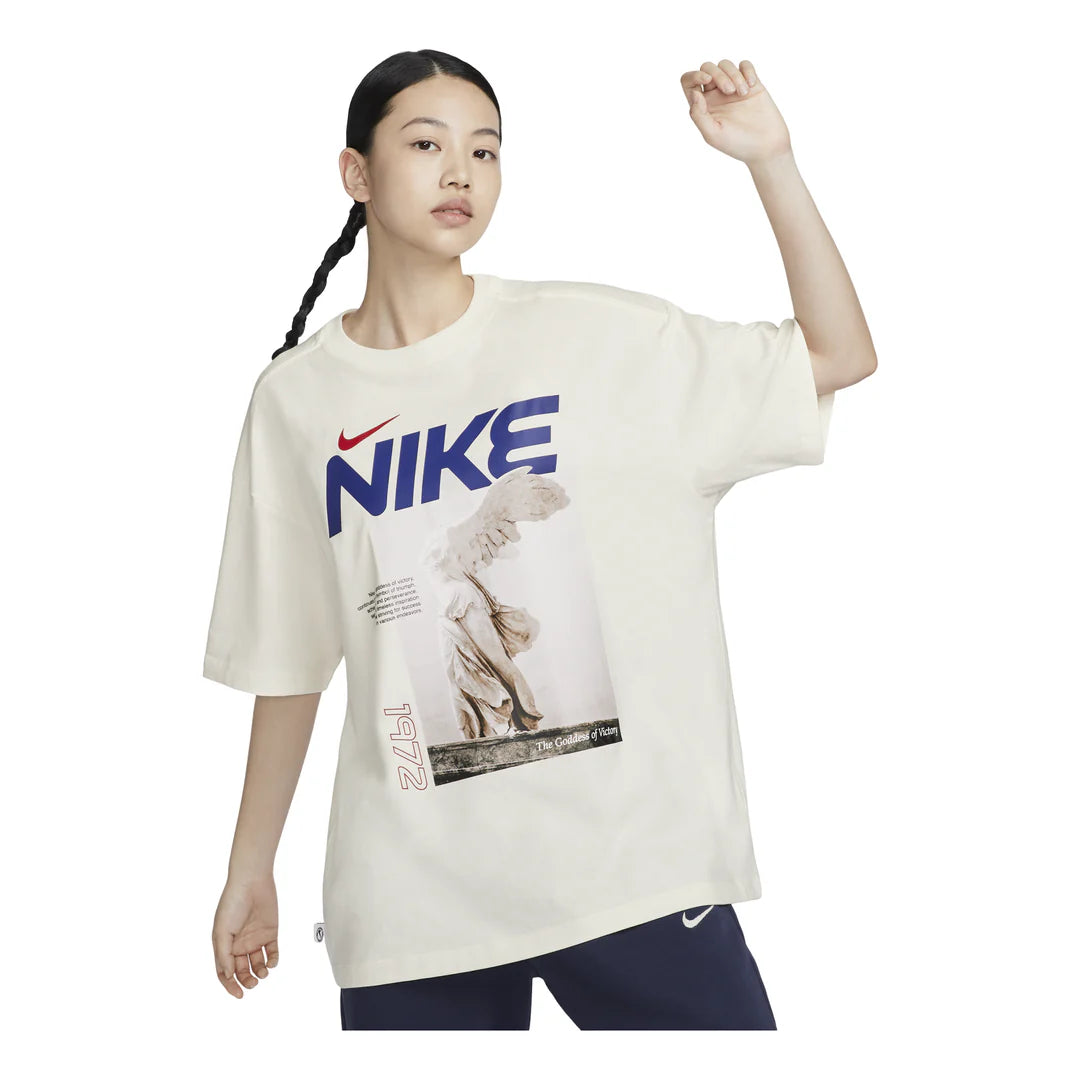 Nike Sportswear Short-sleeve T-shirt Label Oversized Gcel