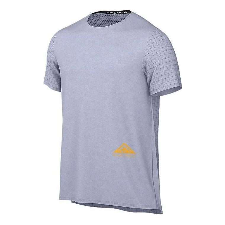 Nike Dri-FIT Trail Rise 365 Short-Sleeve T-Shirt