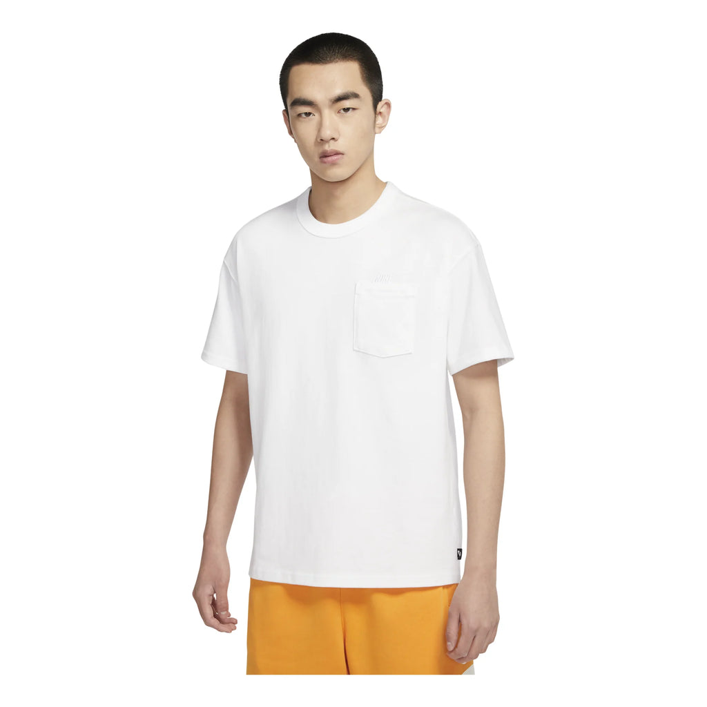 Nike Sportswear Premium Essential Sustainable Pocket