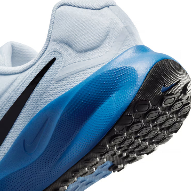 Nike Revolution 7