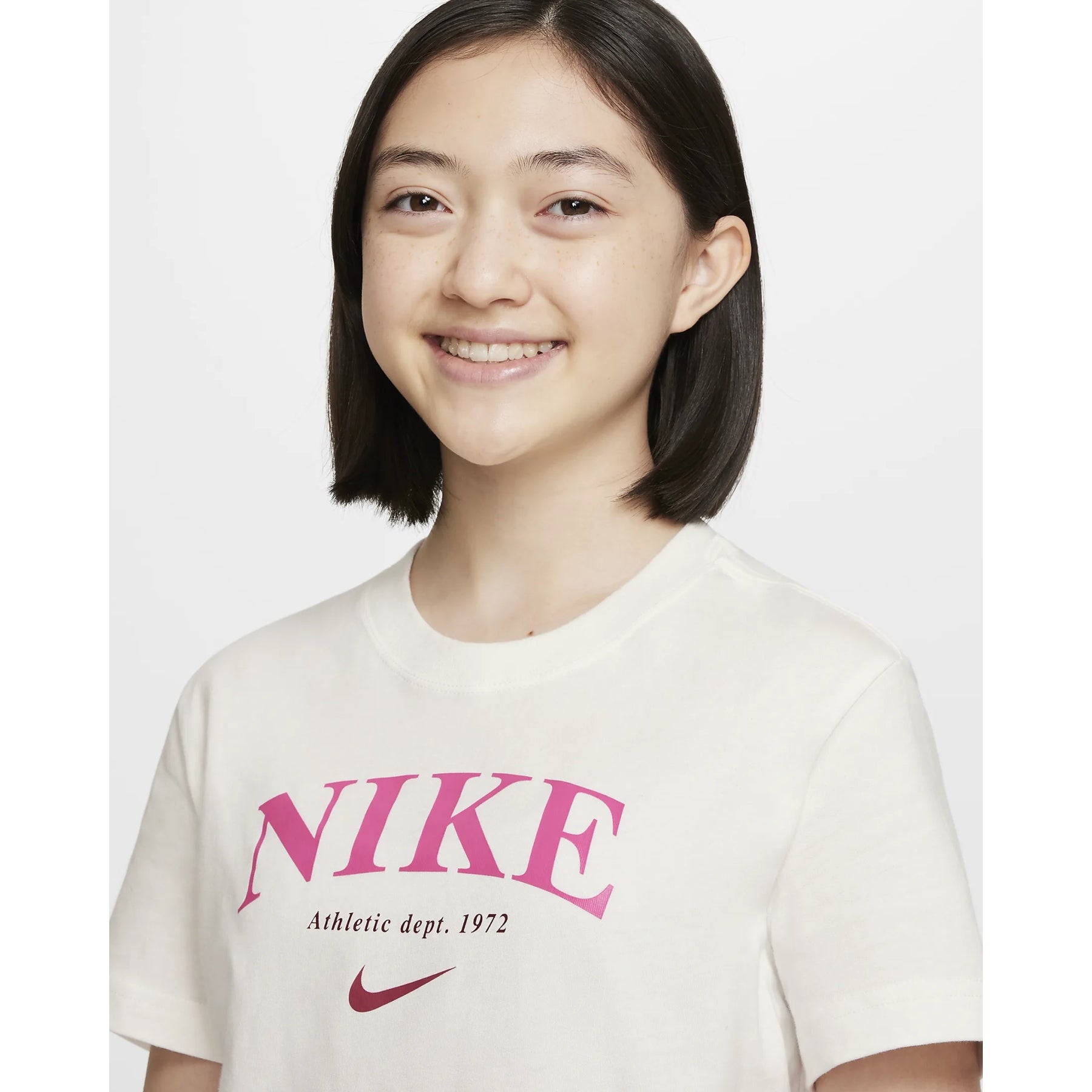 Nike Sportswear Girls' Trend Boyfriend Fit T-Shirt