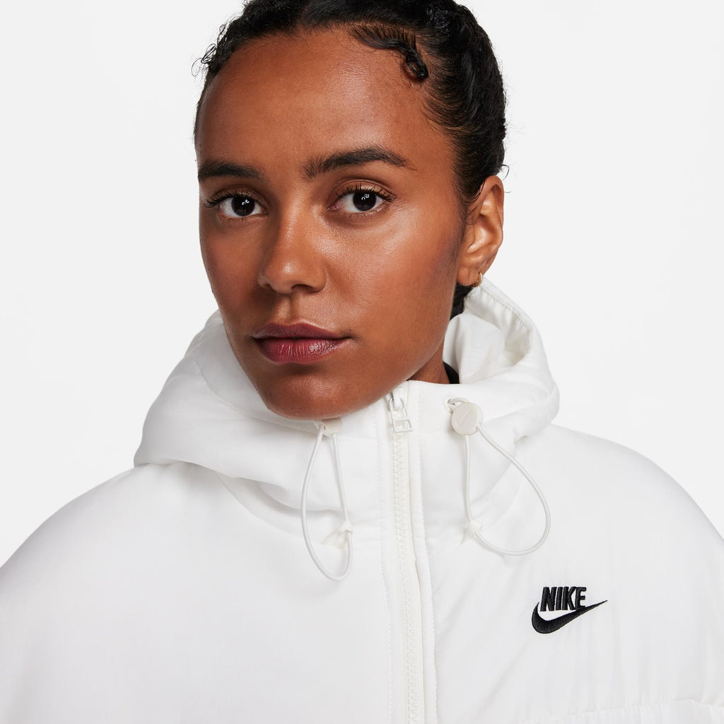 Nike Sportswear Women's Essential Classic Therma Puffer Jacket