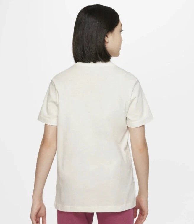 Nike Sportswear Girls' Trend Boyfriend Fit T-Shirt