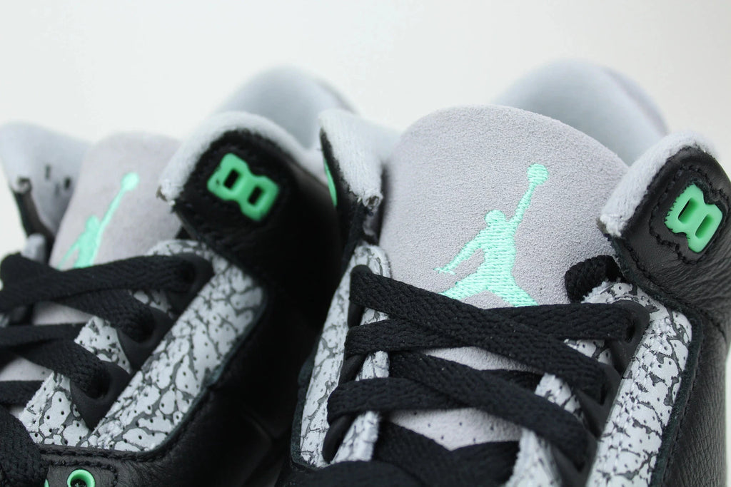 Nike Air Jordan 3 Retro